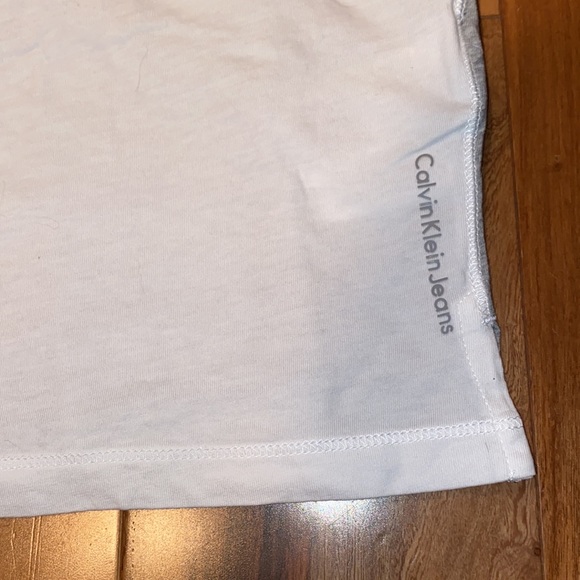 NWOT~CALVIN KLEIN TANK TOP~MENS SMALL - Picture 2 of 4